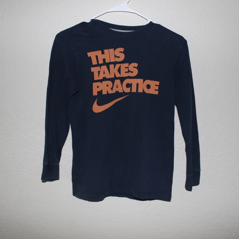 ☀️Nike Long Sleeve Shirt Top